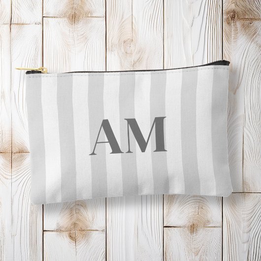 Minimalistisches, modernes Gray-Anfangsmonogramm Zubehörtasche
