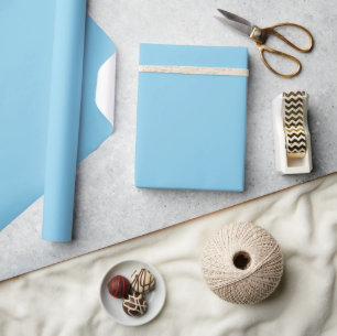 Minimalistisches Modernes Himmelblau Geschenkpapier