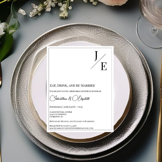 Minimalistisches Mongram Wedding Probe Dinner Weiß Einladung
