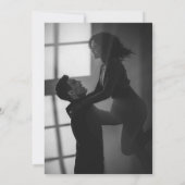 Minimalistisches Monogramm-Foto Save The Date (Rückseite)