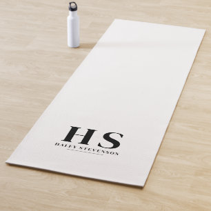 Minimalistisches Monogramm für Schwarz/Weiß Yogamatte