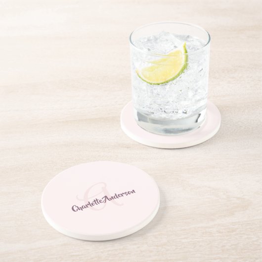 Minimalistisches Monogramm in Rosa Getränkeuntersetzer (Seite)