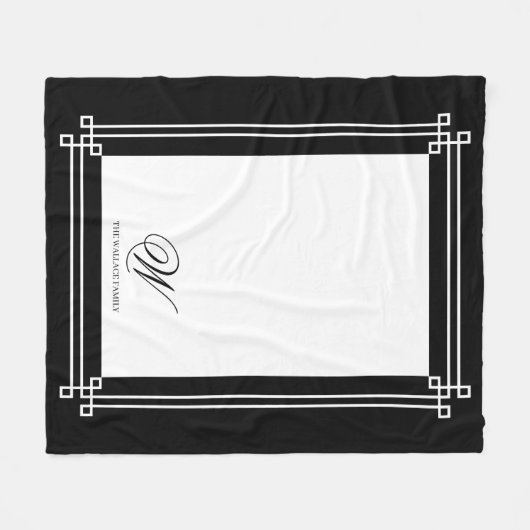 Minimalistisches Monogramm in Schwarz und Weiß Fleecedecke (Vorderseite (Horizontal))
