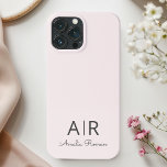 Minimalistisches Monogramm Initial- und Namenspate Case-Mate iPhone Hülle<br><div class="desc">Schützen Sie Ihr iPhone 13 Pro Max stilvoll mit unserem Personalisierten Pastel Pink Monogram Case. Dieses elegante Gehäuse in pastellrosa Design mit eigenem Namen und Initial-Design verleiht Ihrem Gerät eine persönliche Touch und bietet gleichzeitig einen zuverlässigen Schutz. Aus hochwertigen Materialien hergestellt, verbindet es Langlebigkeit mit einem ausgeklügelten Look, perfekt um...</div>
