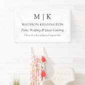 Minimalistisches Monogramm oder Logo hinzufügen Banner (Insitu)