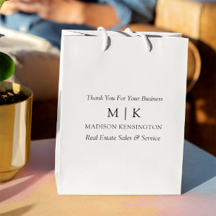 Minimalistisches Monogramm oder Logo hinzufügen Mittlere Geschenktüte