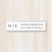 Minimalistisches Monogramm oder Logo hinzufügen Türschild (Vorderseite )