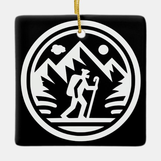 Minimalistisches Mountain Adventure monochromatisc Keramikornament (Vorderseite)