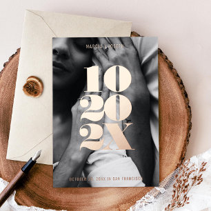 Minimalistisches numerisches Datum Save the Date Folieneinladung
