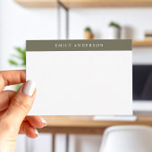 Minimalistisches Olivgrün Elegantes Monogramm Mitteilungskarte