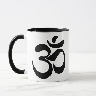 Minimalistisches Om Sanskrit-Symbol-Meditationsdes Tasse