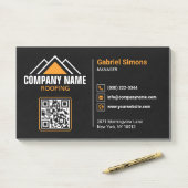 Minimalistisches oranges Dachdecker-QR-Code-Gebäud Post-it Klebezettel (Auf Schreibtisch)