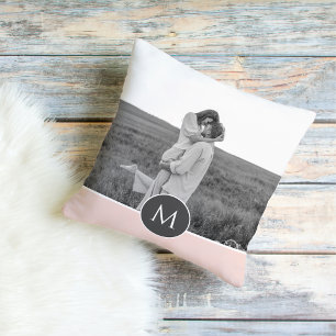 Minimalistisches Pastellrosa personalisierter Name Kissen