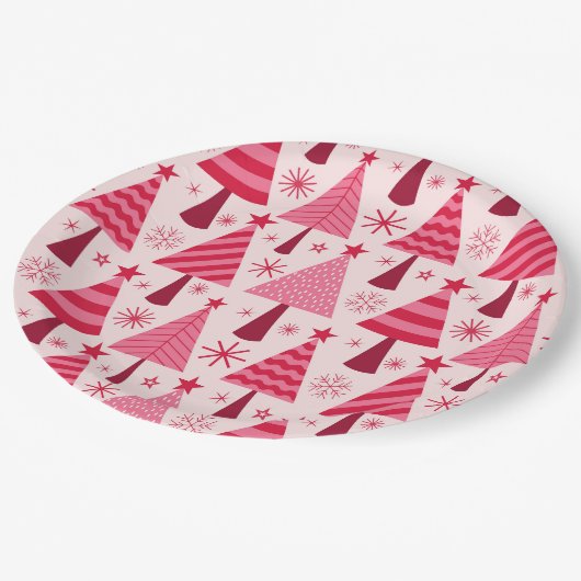 Minimalistisches Pink und Rote Weihnachtsbaummuste Pappteller (Schrägansicht)