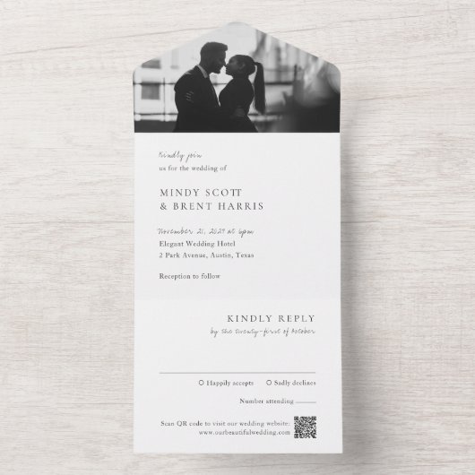Minimalistisches QR Code Foto Moderne Hochzeit All In One Einladung (Innen Boden)