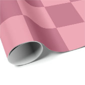 Minimalistisches rosa Schachbrettmuster Geschenkpapier (Rolleneckpunkt)