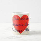 Minimalistisches rotes Herz Kaffeetasse (Mittel)