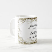 Minimalistisches rustikales Hochzeitsgeschenk Kaffeetasse (Vorderseite Links)