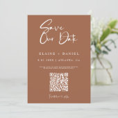 Minimalistisches rustikales Script QR Code Foto Save The Date (Stehend Vorderseite)