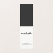 Minimalistisches Schlichtes Weiß mit Kursivschrift Visitenkarten (Außenseite Aufgefaltet)