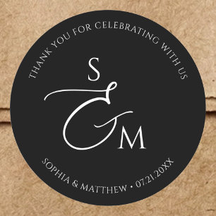 Minimalistisches Schriftmonogramm Hochzeit Schwarz Runder Aufkleber