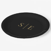 Minimalistisches Schwarz-Gold Monogramm Pappteller (Schrägansicht)