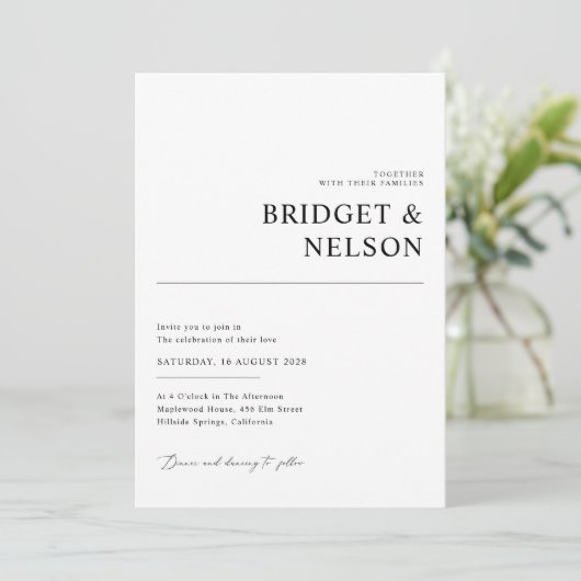 Minimalistisches Schwarz in einem QR-Code Hochzeit Einladung (Stehend Vorderseite)