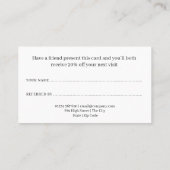 Minimalistisches Schwarz und Weiß Empfehlungskarte (Rückseite)