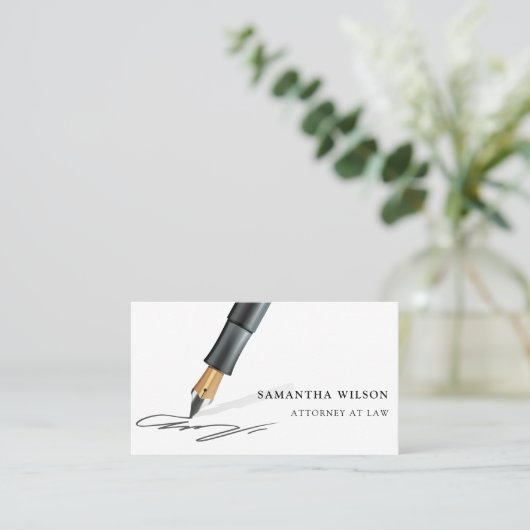 Minimalistisches Schwarz-Weiß-Beruflich Visitenkarte (Stehend Vorderseite)