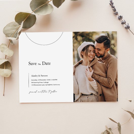 Minimalistisches Schwarz-Weiß-Foto Save The Date