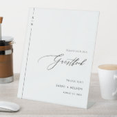 Minimalistisches Schwarz-Weiß-Gästebuch Sockelschild (In Situ)