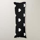Minimalistisches Schwarz-Weiß-Herzmuster Seitenschläferkissen (Vorderseite Vertikal)