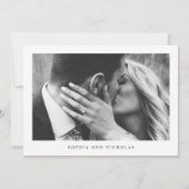 Minimalistisches Schwarz-Weiß-Script | Elegantes F Save The Date (Rückseite)