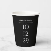 Minimalistisches Schwarz-Weiß-Sonderdatum Pappbecher (Rückseite)