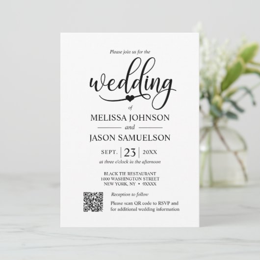 Minimalistisches Schwarz-weißes Hochzeitsherz | QR Einladung (Stehend Vorderseite)