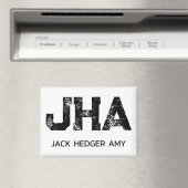 MINIMALISTISCHES SCHWARZES DREIBUCHSTABEN-MONOGRAM MAGNET (In Situ (Geschirrspüler))