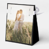 Minimalistisches Schwarzes Foto Hochzeitsgäste Geschenkschachtel (Rückseite)