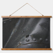 Minimalistisches schwarzes Metall im Loft-Stil Wandteppich Mit Holzrahmen (Vorderseite)