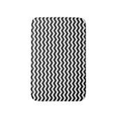 Minimalistisches Schwarzweiß-Zickzack Design Badematte (Vorderseite Vertikal)