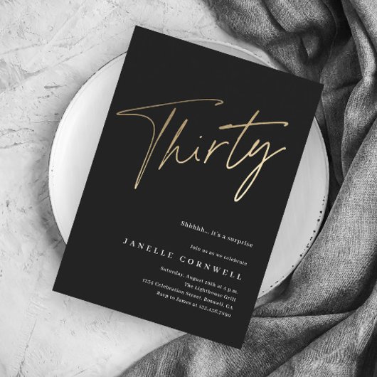 Minimalistisches Script Black und Gold 30. Geburts Einladung