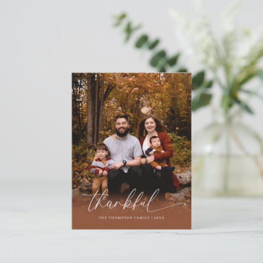 Minimalistisches Script Dankbares Erntedank Foto Postkarte (Stehend Vorderseite)