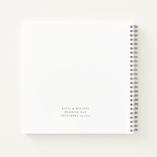 Minimalistisches Script Lesbian Wedding Guest Book Notizblock (Rückseite)