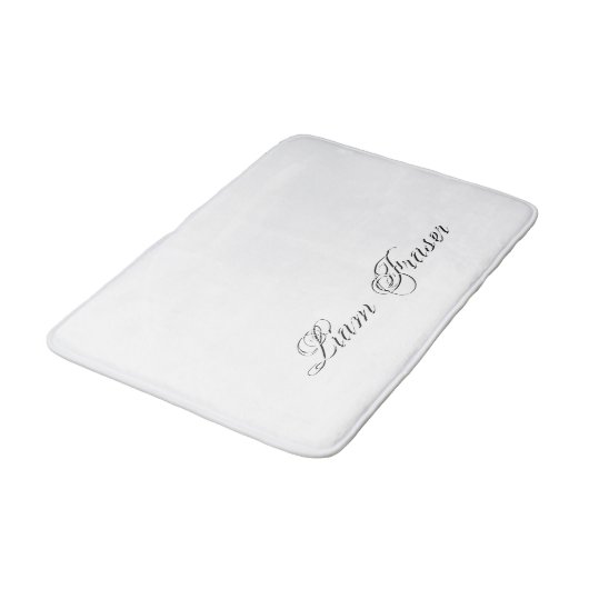 Minimalistisches Script Lovely 3d Monogram Badematte (Schrägansicht)