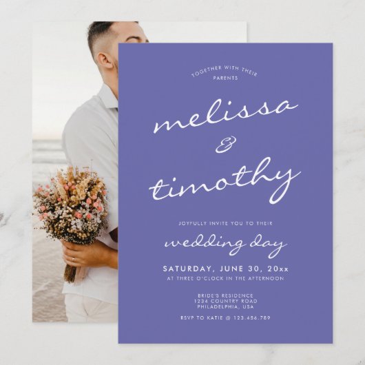 Minimalistisches Script Periwinkle Blue Wedding Einladung (Vorne/Hinten)