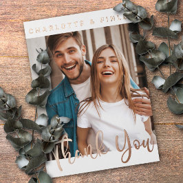 Minimalistisches Script Personalisiert Wedding Dan Folien Feiertagspostkarte