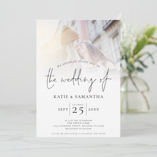 Minimalistisches Script QR Code Foto Lesbische Hoc Einladung (Stehend Vorderseite)