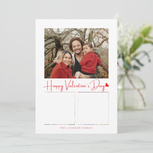 Minimalistisches Script Red Heart Valentine's Card Einladung (Stehend Vorderseite)