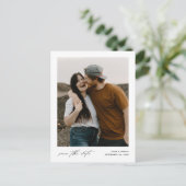 Minimalistisches Skript-Foto Hochzeit speichern Si Ankündigungspostkarte (Stehend Vorderseite)