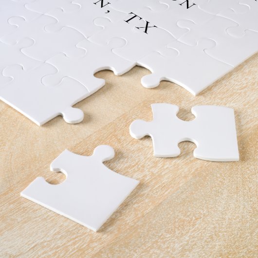 Minimalistisches Skript Schwarz-weiße Einladung zu Puzzle (Seite)