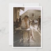 Minimalistisches SkriptWhite Overlay-Foto-Abschlus Ankündigung (Vorderseite)